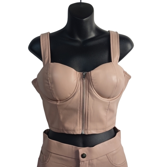 Story On 2 Pieces Faux Leather tank Top And Pants Grove Pink Size S NWOT - Picture 3 of 11